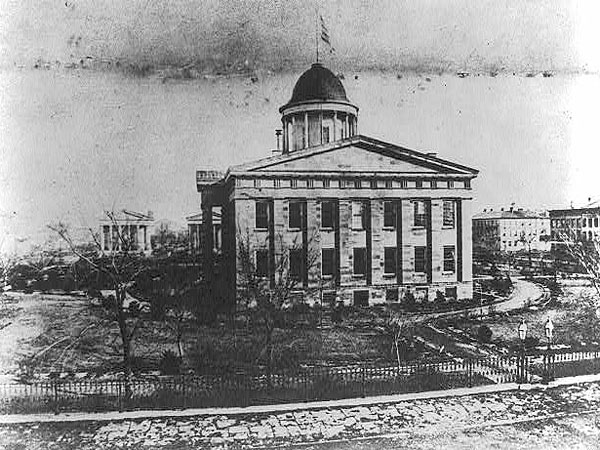 Illinois State Capitol