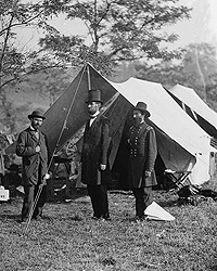 Allan Pinkerton, President Lincoln, and Maj. Gen. John A. McClernand at Antietam, Md.